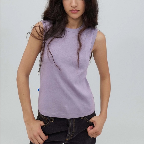 Still Here The Undershirt Tank - Picture 1 of 5